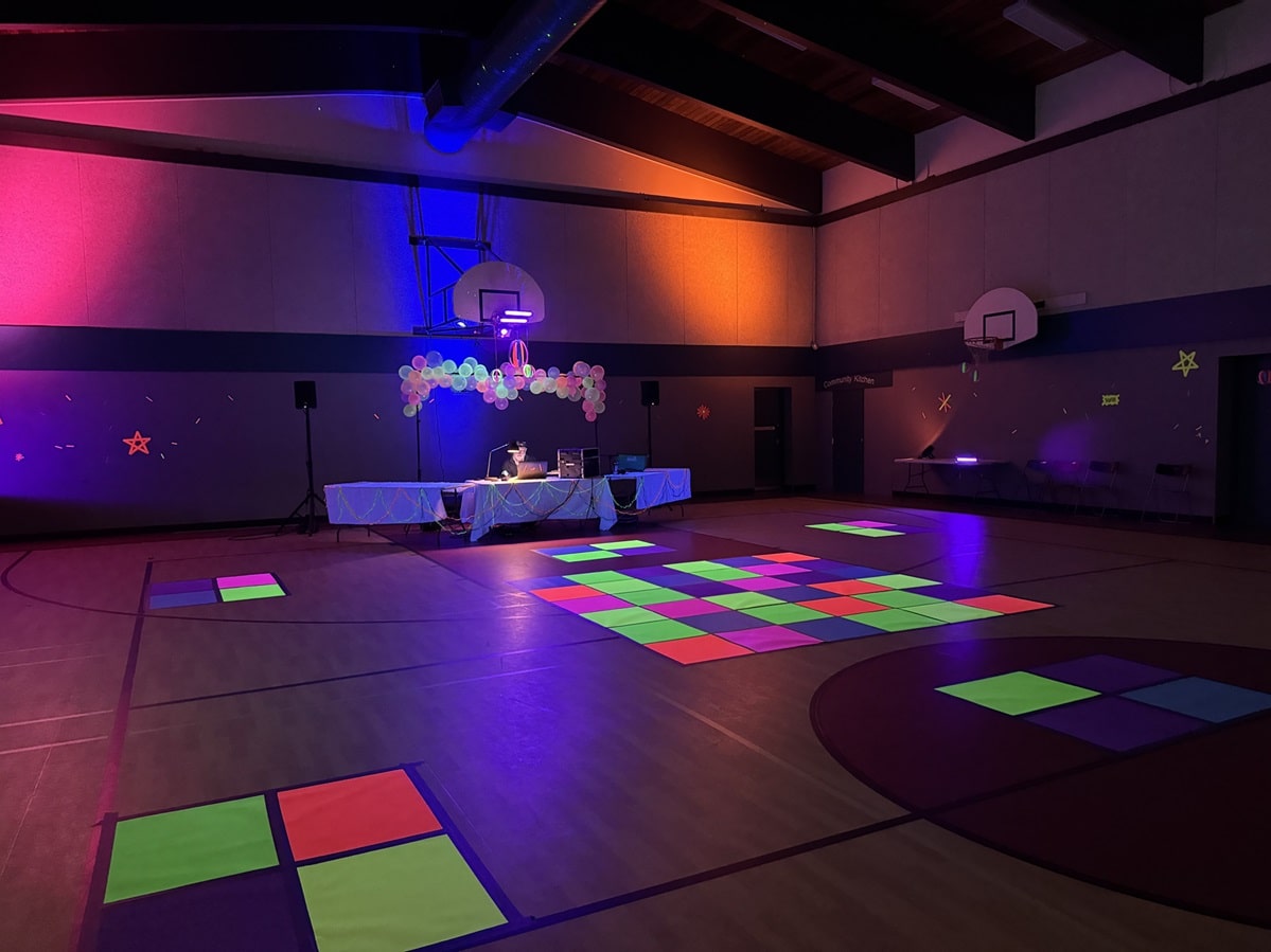 UV balcklight Rental